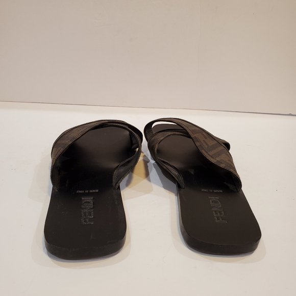 Fendi made in Italy size 7 monogram RARE sandals shoes criss cross leather - Picture 6 of 7